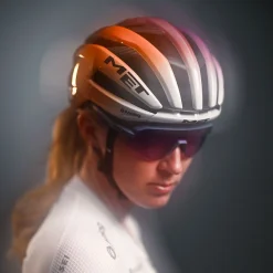 Casco Met Trenta 3K Carbon Mips - UAE Team ADQ 2026