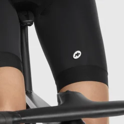 Pantaloncini donna Assos UMA GT Half c2 Longleg - Nero