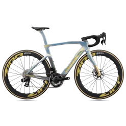 Pinarello Dogma F Disk Red AXS PM Zipp 454 NSW - Pinarello Q36.5 Tour de France