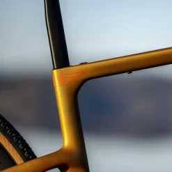 Pinarello Grevil F5 Rival AXS XPLR - Marrone
