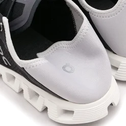 Scarpe On Cloud 5 Coast - Nero