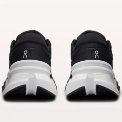 Scarpe On Cloudflyer 5 - Nero bianco